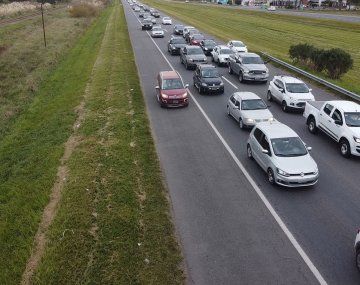 Tengo problema de temperatura: las insólitas excusas de los conductores para ir por la banquina