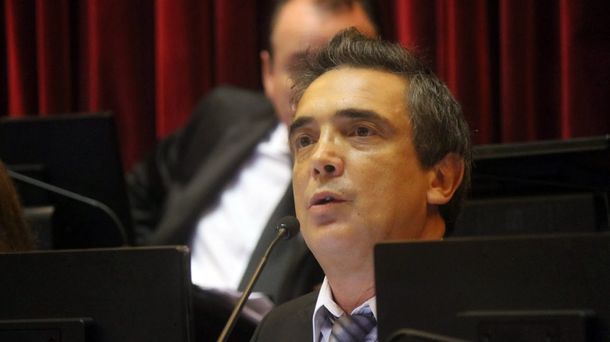 ¿Llegan? La ley que obliga al pago del aguinaldo antes del 18 no se promulgó