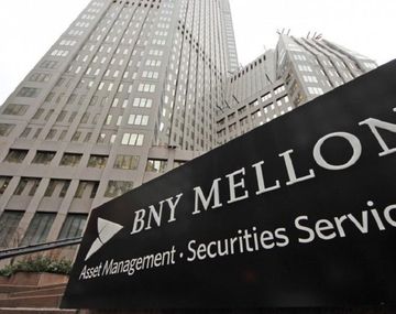 Agente financiero de deuda argentina entregó datos del país a un fondo buitre