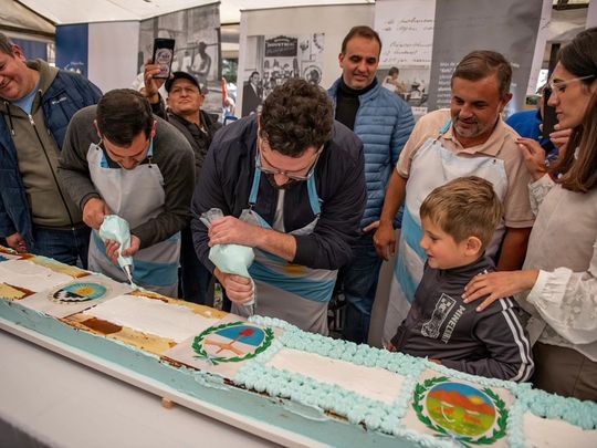 Fiestas gastronómicas este 25 de Mayo en Buenos Aires para chuparse los dedos con degustaciones gratis Fiestas gastronómicas este 25 de Mayo en Buenos Aires para chuparse los dedos con degustaciones gratis
