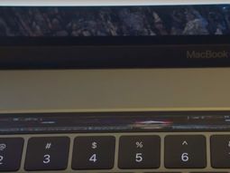 Corrió el DOOM en la Touch Bar de las nuevas MacBook Pro