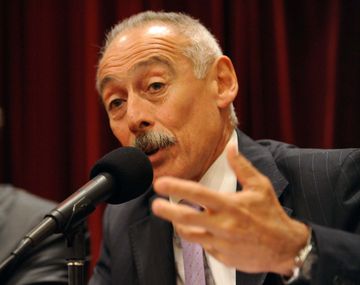 José Sbattella, titular de la Unidad de Información Financiera