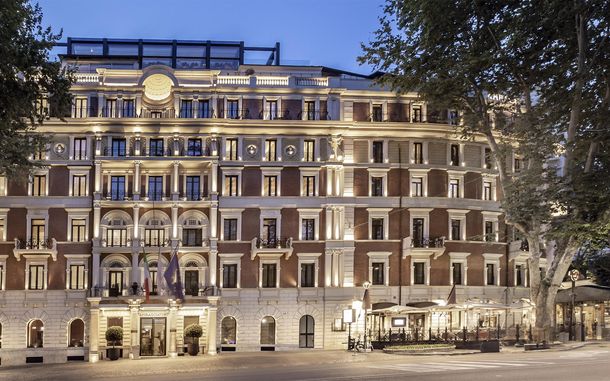 El lujoso hotel romano donde se alojó Javier Milei.