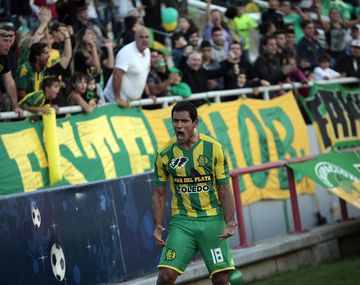 Aldosivi bajó a San Lorenzo de la punta del campeonato