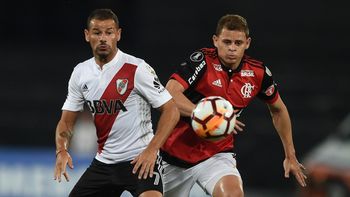 River enfrenta a Flamengo (@CARPoficial) River enfrenta a Flamengo (@CARPoficial)