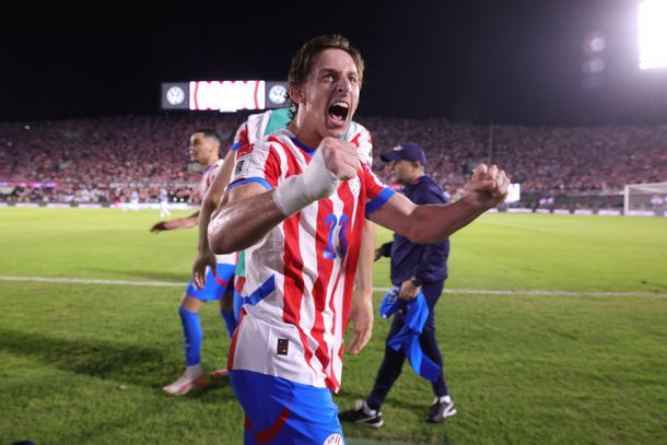 Paraguay venció 2-0 a Uruguay y sueña con el Mundial 2026