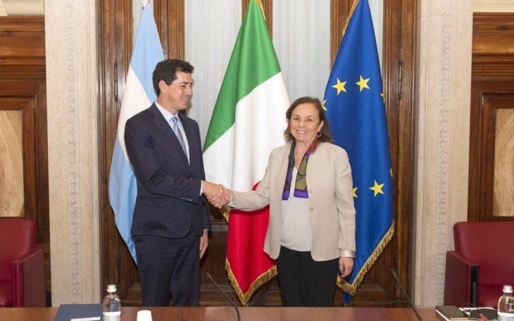 Italia y Argentina trabajan en un órgano que se abocaría a los trámites de doble ciudadanía