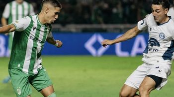banfield recibe a independiente rivadavia en un duelo de realidades opuestas banfield recibe a independiente rivadavia en un duelo de realidades opuestas