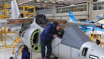 investigan una posible trama de corrupcion en la fabrica argentina de aviones a raiz de dos denuncias investigan una posible trama de corrupcion en la fabrica argentina de aviones a raiz de dos denuncias