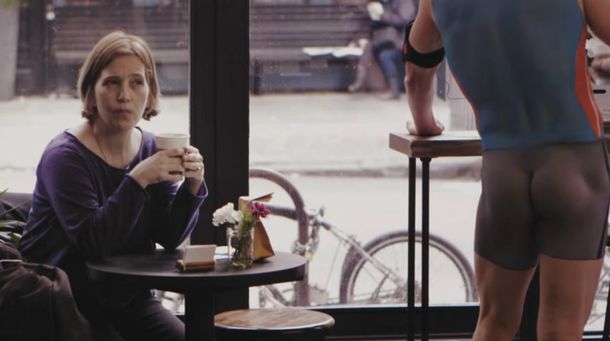 Un bar en Nueva York es el primer café al natural con sus mozos desnudos