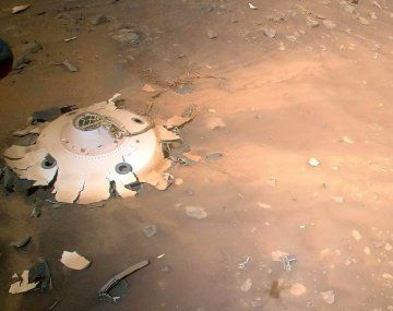 La NASA encontró restos de una nave espacial en la superficie de Marte.