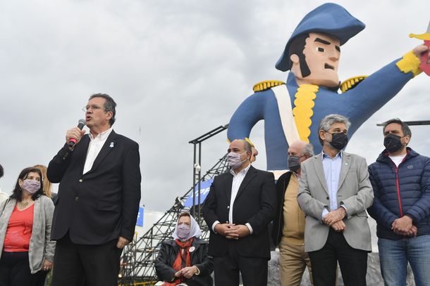 Reabrió Tecnópolis: Macri nos dejó a San Martín destrozado y a Belgrano decapitado