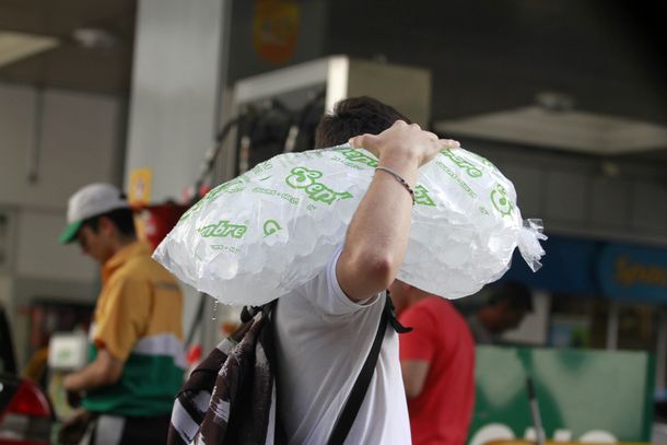 Se multiplican los cortes de luz en Capital y el Conurbano
