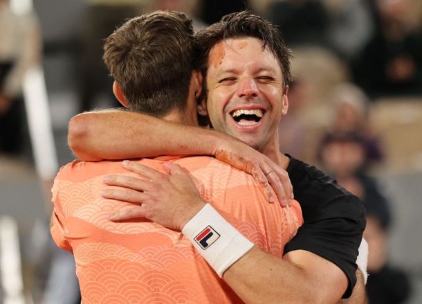 Un argentino hizo historia en Roland Garros: Horacio Zeballos se coronó en el dobles