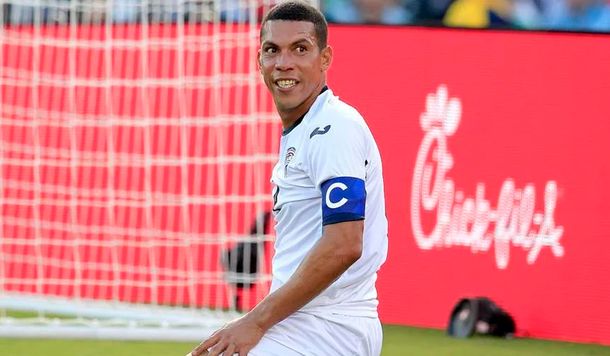 El capitán de la Selección de Cuba, Yasmani López, se escapó en medio de la Copa de Oro