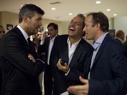 Tinelli, Scioli e Insaurralde en la reapertura del cine de Bolivar