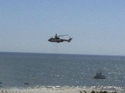 naufrago un barco en mar del plata: hay tres muertos naufrago un barco en mar del plata: hay tres muertos