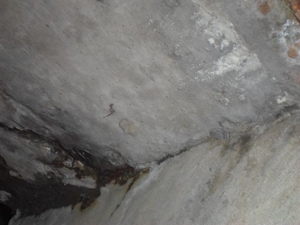 Piedrabuena: piden arreglos de tanques de agua para evitar derrumbes