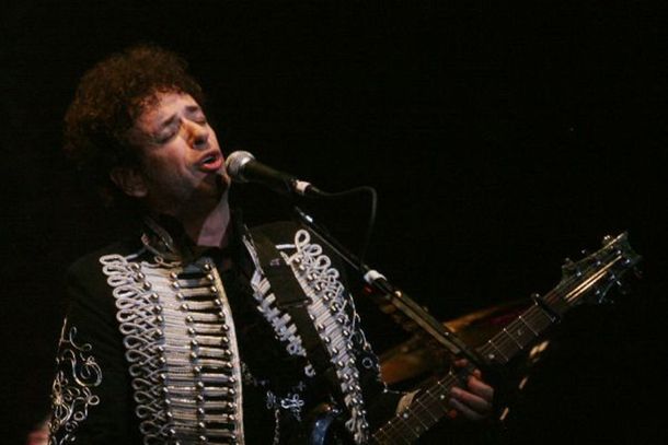 La familia de Gustavo Cerati criticó la biografía que relata el minuto a minuto de su ACV