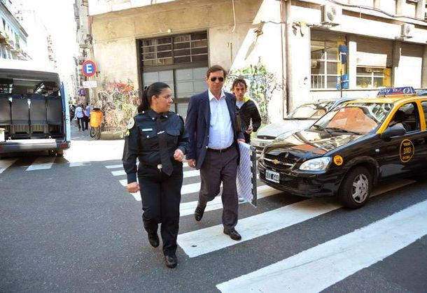 El juez Axel López no revocó la libertad condicional del remisero