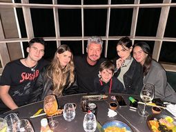 tinelli festejo su cumpleanos con sus hijos y sin milett: si todo no esta bien... tinelli festejo su cumpleanos con sus hijos y sin milett: si todo no esta bien...
