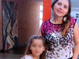 Gabriela junto a su hija Gabriela junto a su hija