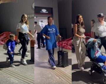 Video: así fue el regreso triunfal de los familiares de la Selección Argentina