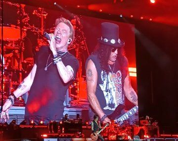 Así arrancó el primer recital de los Guns N Roses en Huracán: Welcome to the Jungle
