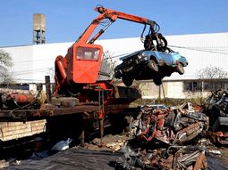 el gobierno porteno puso en marcha un plan para compactar autos el gobierno porteno puso en marcha un plan para compactar autos