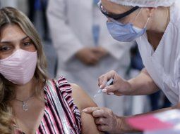 Argentina está 20° entre los países que más vacunaron