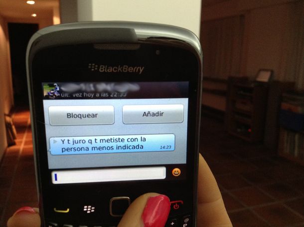 Andrea Rincón muestra las pruebas de la amenaza de Cristian U