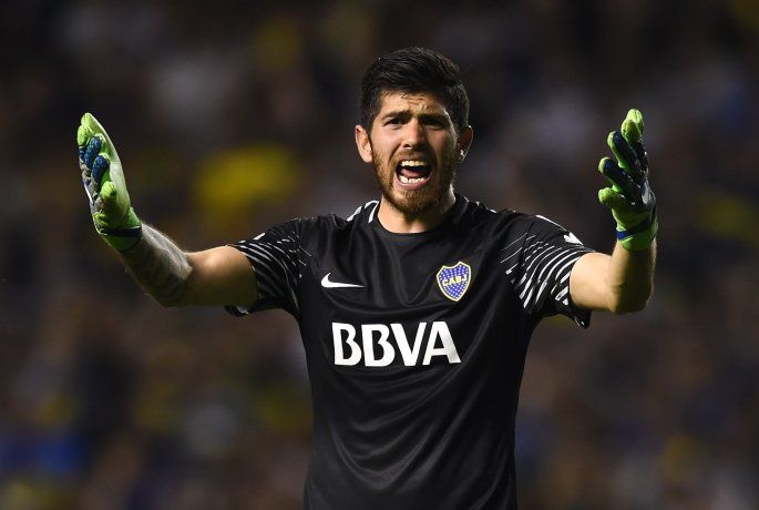 A Boca le hicieron otro gol sacando del medio: insultos y enojo de Mollo recordando el gol de Pratto