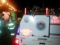 un hincha de boca se tiro desde un puente por el triunfo de river en la final un hincha de boca se tiro desde un puente por el triunfo de river en la final