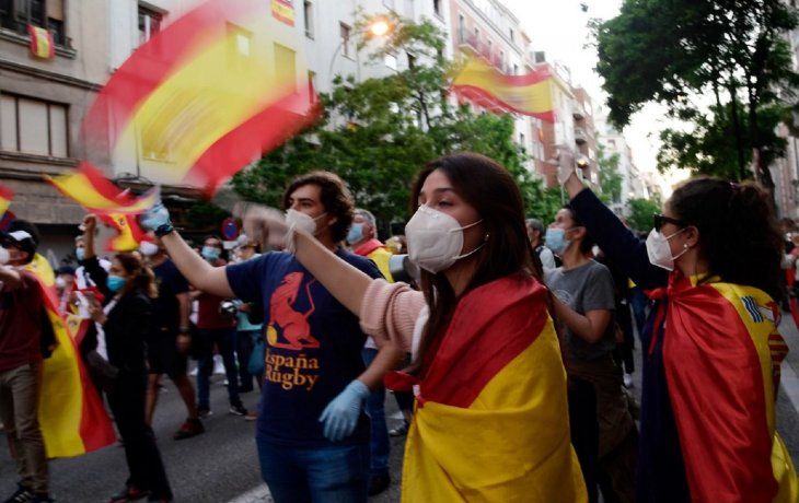 En España deja ser obligatorio el uso de barbijo al aire libre