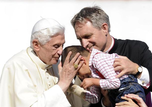 El Papa les pidió a los ricos donen bienes a los necesitados