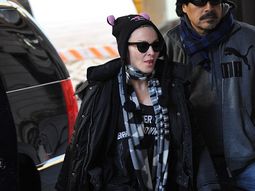 el particular look de una estrella pop el particular look de una estrella pop