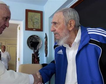 Esta es la foto del encuentro entre Francisco y Fidel Castro en La Habana
