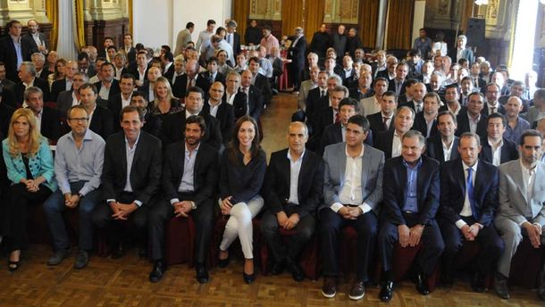 Presupuesto: legisladores e intendentes del PJ llevarán a Vidal  una contrapropuesta al endeudamiento