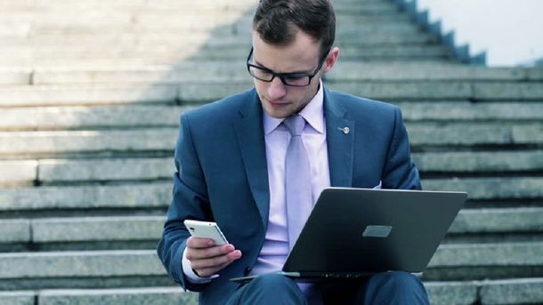 ¿Qué quiere el trabajador digital? Horarios flexibles, WhatsApp y home office