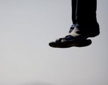 Violó a su hijastra