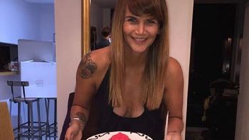 Amalia Granata también se llama Iris Sabina Amalia Granata también se llama Iris Sabina