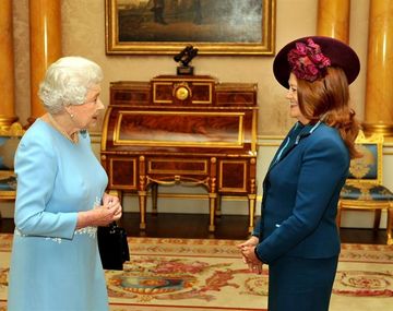 Alicia Castro intenta mejorar las relaciones con los ingleses