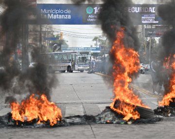 Paro de colectivos: hasta qué hora durará la protesta por el crimen de Daniel Barrientos