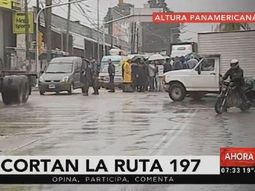 autopartistas cortan la ruta 197 a la altura de panamericana autopartistas cortan la ruta 197 a la altura de panamericana