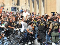 Subastan la Harley Davidson del papa Francisco: el dinero irá a obras de caridad