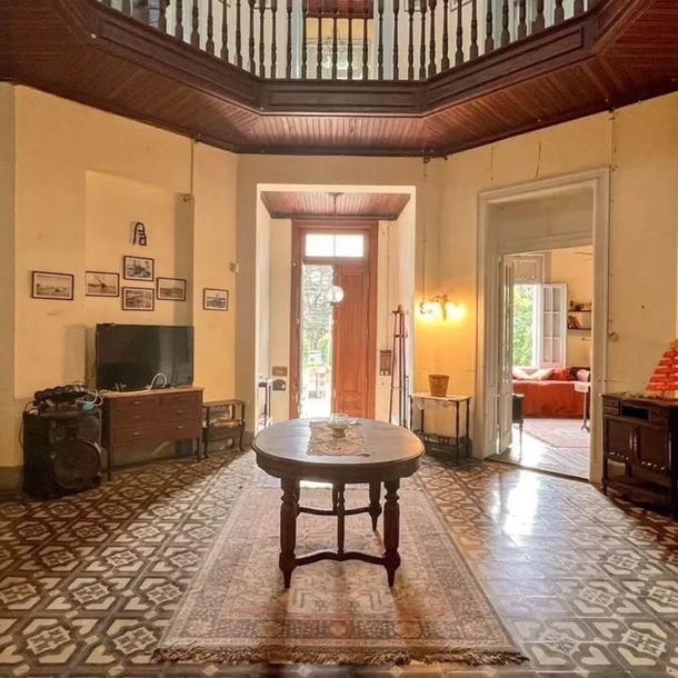 Ocuto en Buenos Aires: venden un histórico castillo de 638 metros cuadrados por 150.000 dólares Ocuto en Buenos Aires: venden un histórico castillo de 638 metros cuadrados por 150.000 dólares