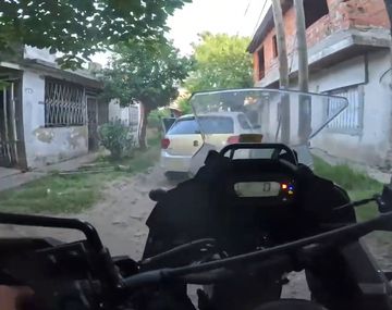 Espectacular persecución policial en la avenida General Paz terminó en Villa Celina con dos detenidos