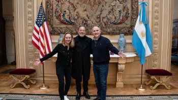 Guillermo Francella junto al embajador de Estados Unidos Guillermo Francella junto al embajador de Estados Unidos