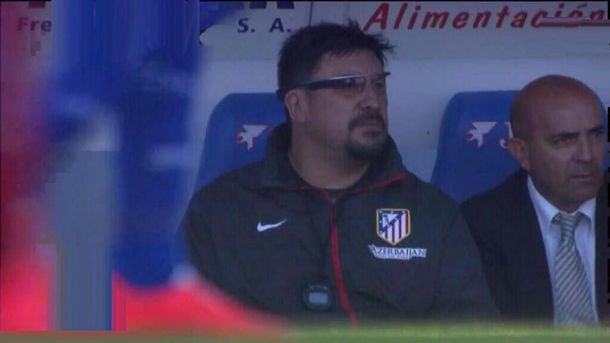 El Cyber Mono: Burgos estrenó los Google Glass en el banco del Atlético de Madrid