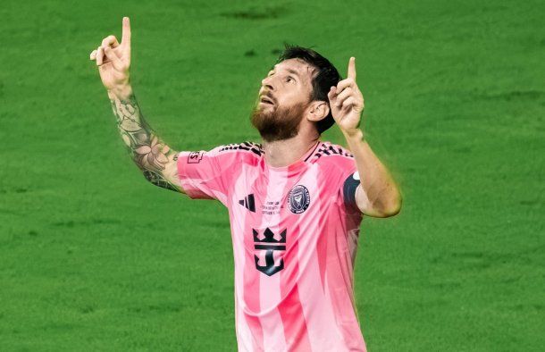 Lionel Messi alcanzó los 75 goles de tiro libre en su carrera.&nbsp;